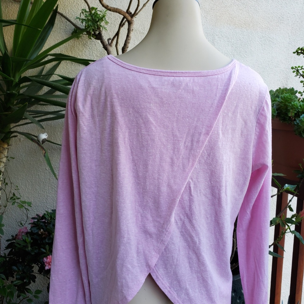 Steve Madden Bundle Workout tops (2) Pink and light Blue RESELL